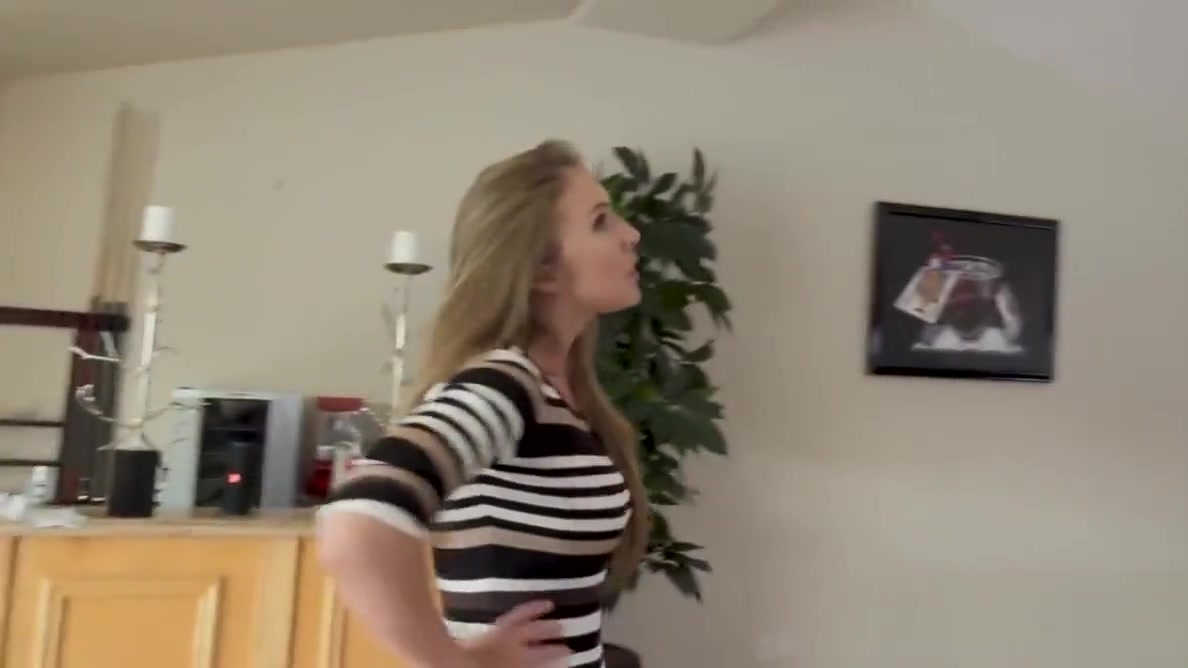 PropertySex - Agent with amazing tits wants honest review