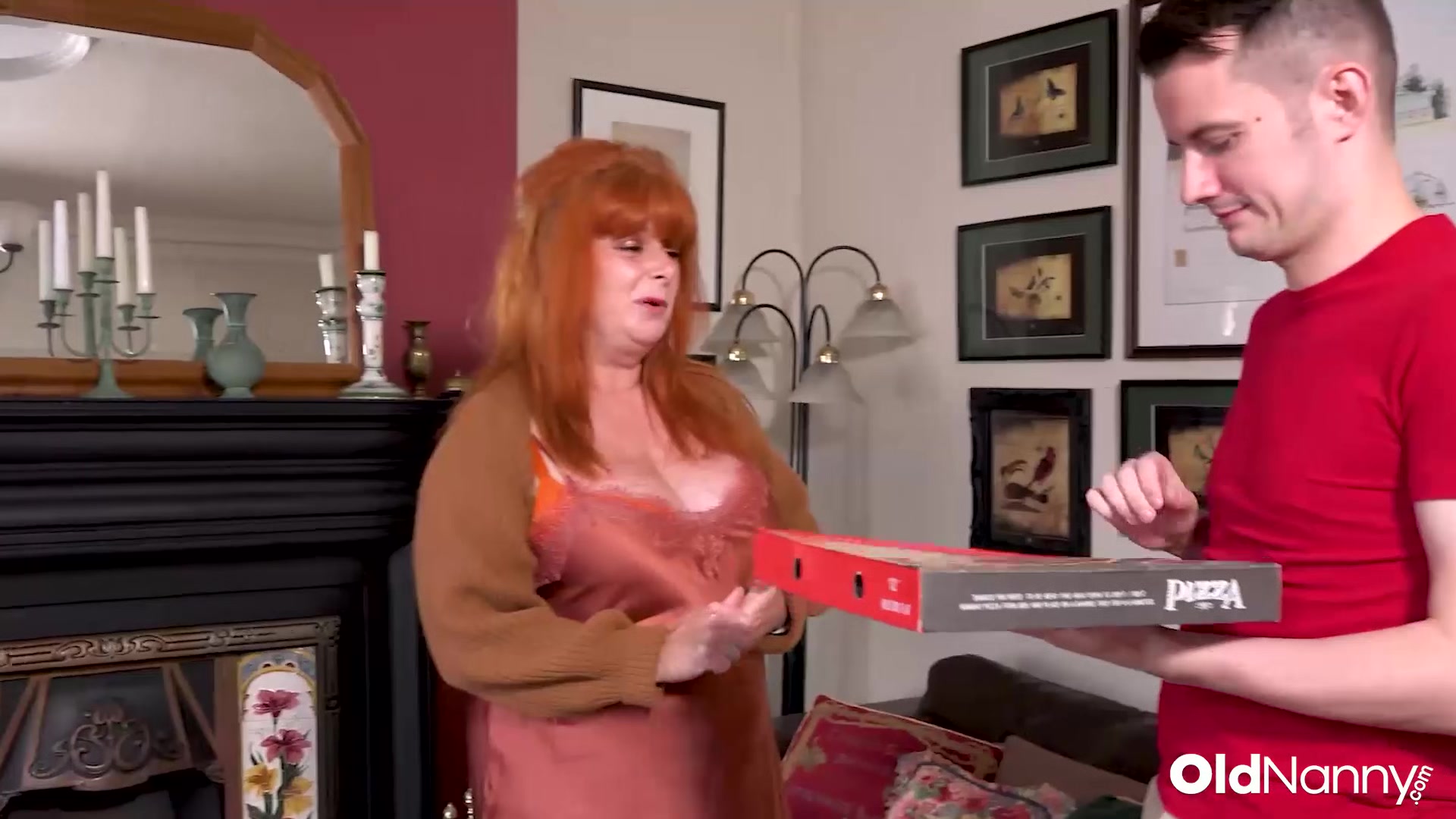 Customer Pays Pizza Bill With Hardcore Sex