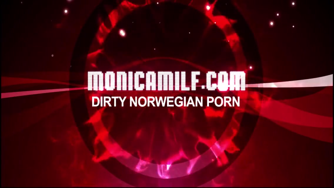 Monica Milf - Gets A Fuckmachine Bp While Doing A Bj 5 Min