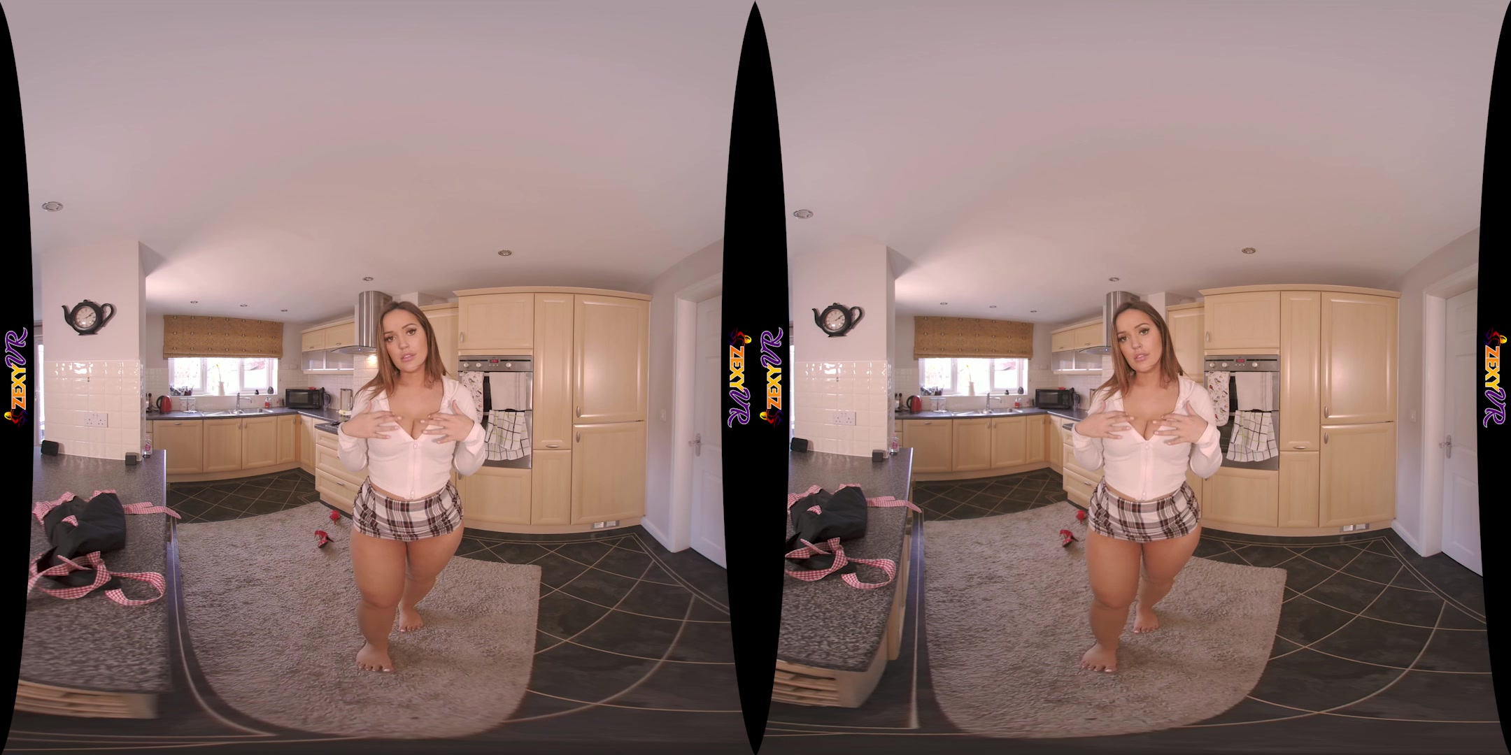 Feast On Me featuring Frankie L - ZexyVR