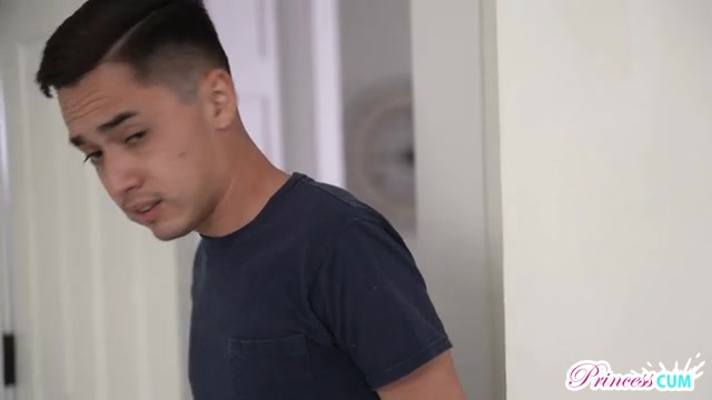 Using My Juicy Pussy To Tempt My Stepbrother - S9:E8 - Nubiles-Porn