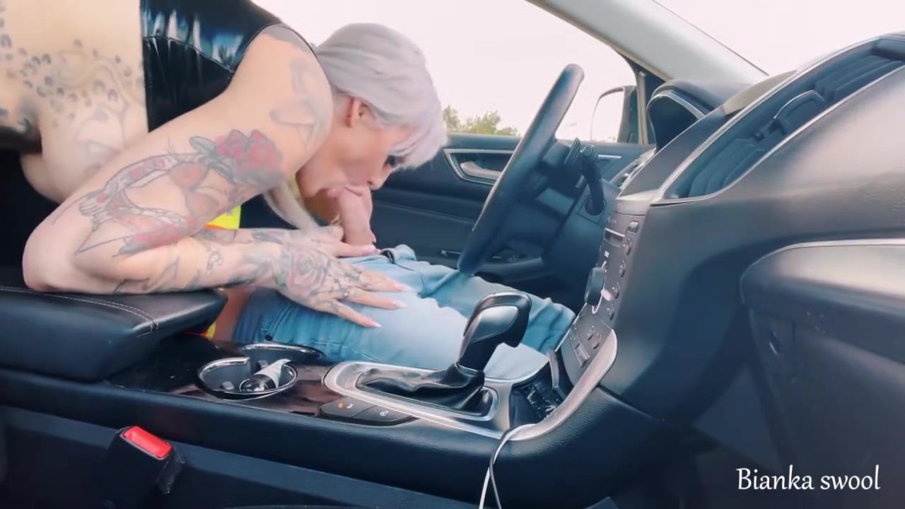 Public Girls Squirt On Car Super Messy With Anal - Pornhubcom