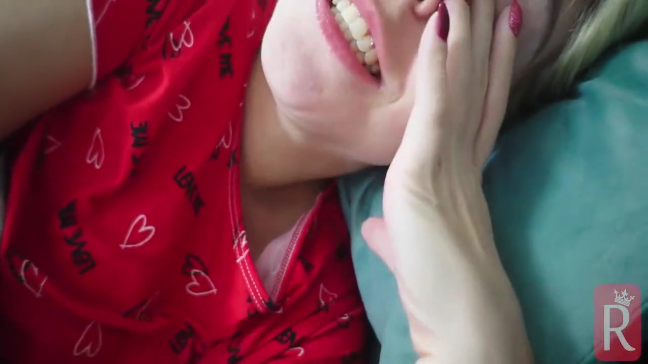 Pov - Meu Marido Levou Um Amigou Para Me Comer No Pelo! 8 Min