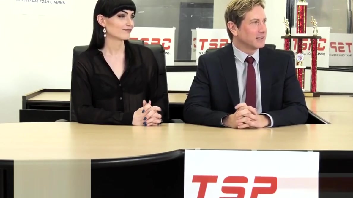 Tranny basketball player Casey Kisses
