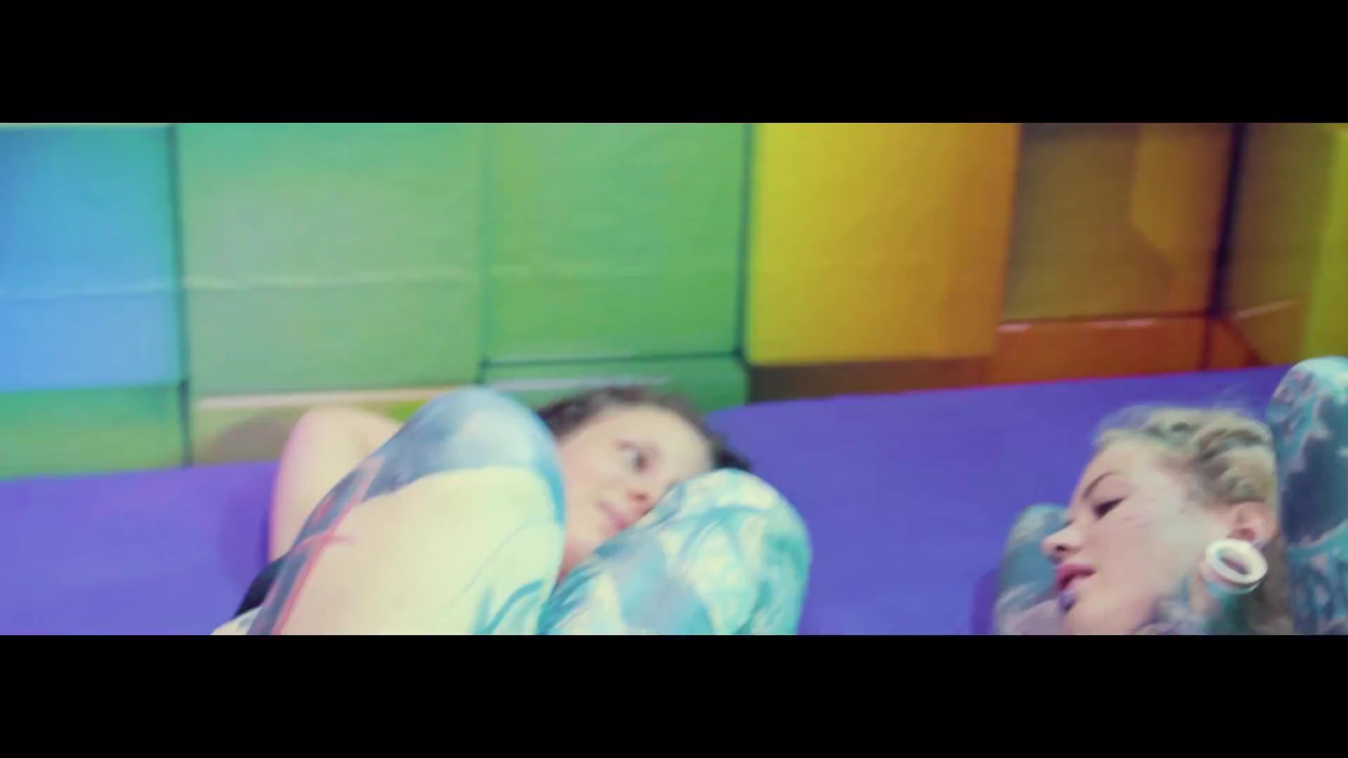 Crazy Double Anal Fisting Action, Alternative teens 18+ Lesbian Threesome