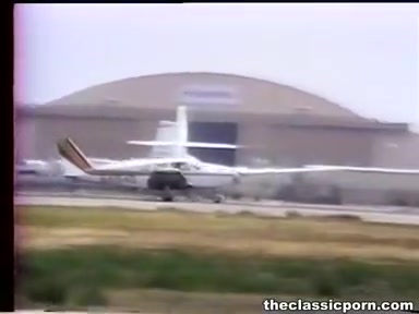 Hot threesome simultaneous orgasm