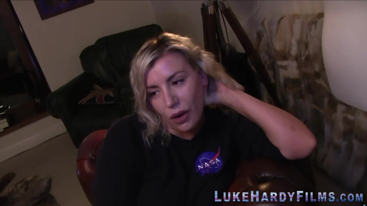Kinky blonde brit sucking cock