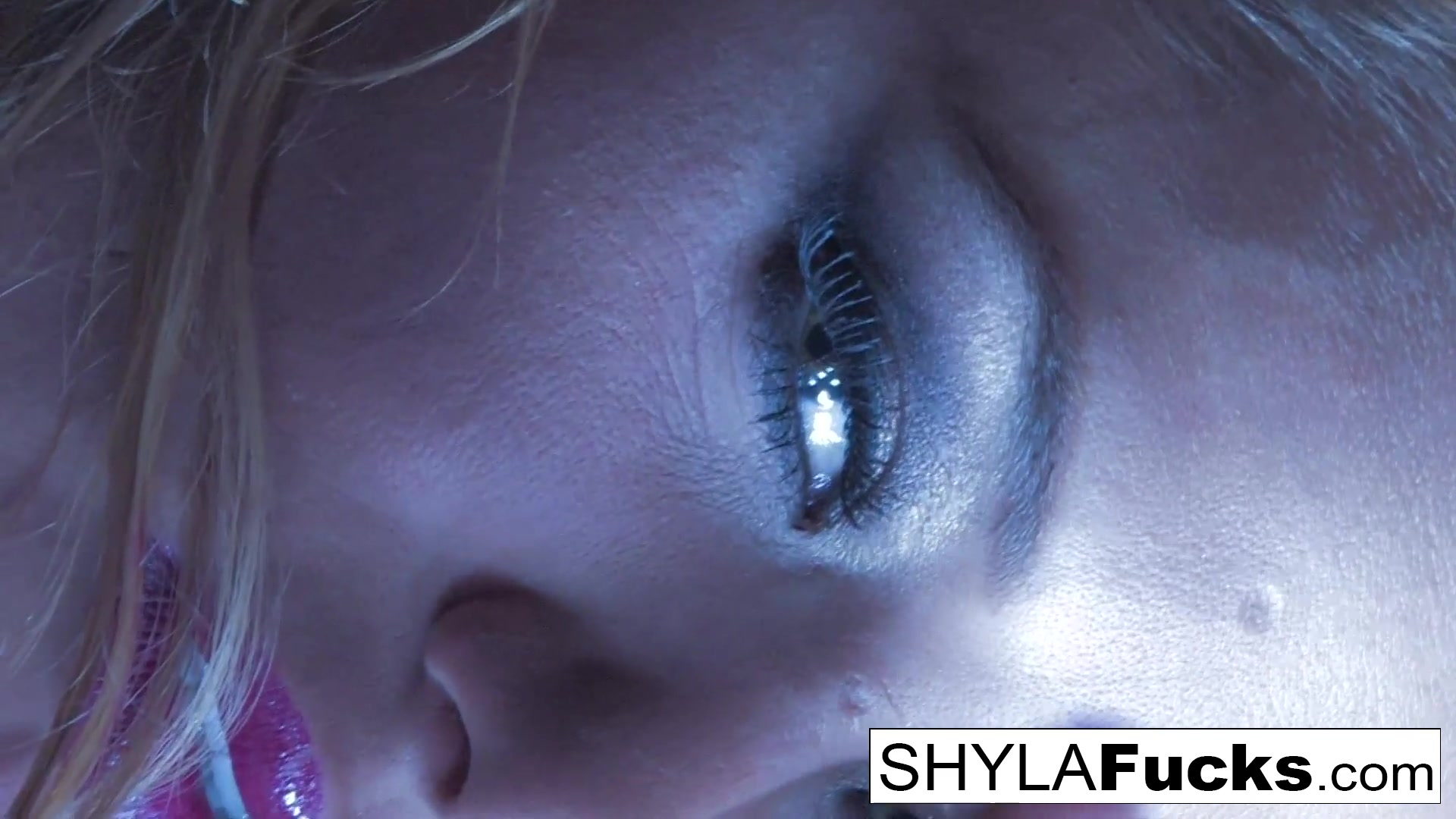 Shyla Stylez in Shyla's Smoking Fetish - ShylaStylez