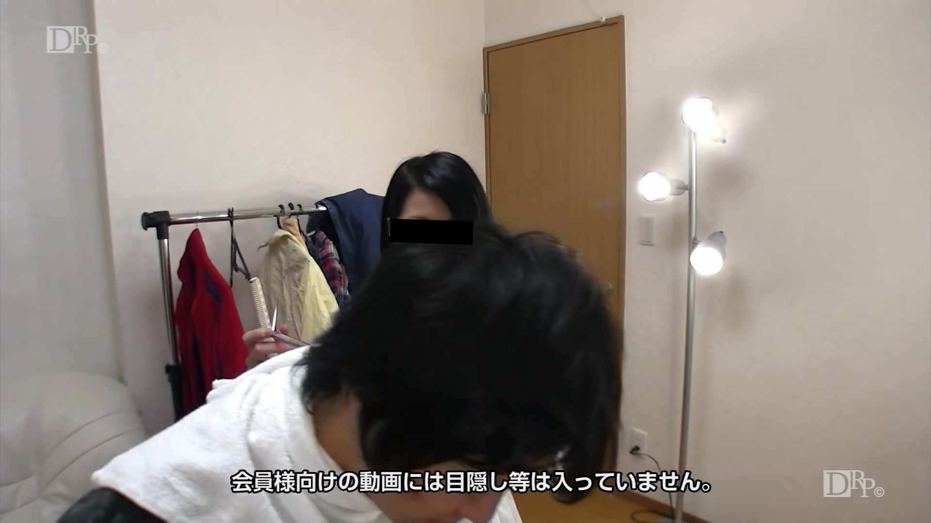 Ichika Takafuji If You Show Porn Movies To The Cosmetologist! - 10musume