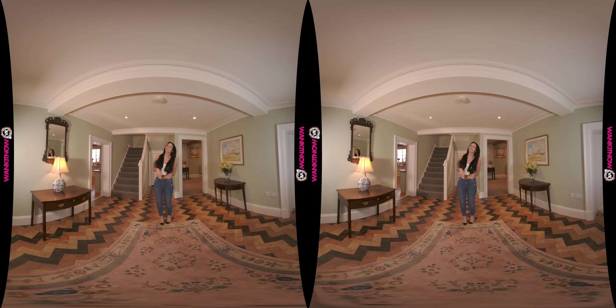 Sale Wank - Sexy Real Estate Agent Striptease - SexLikeReal