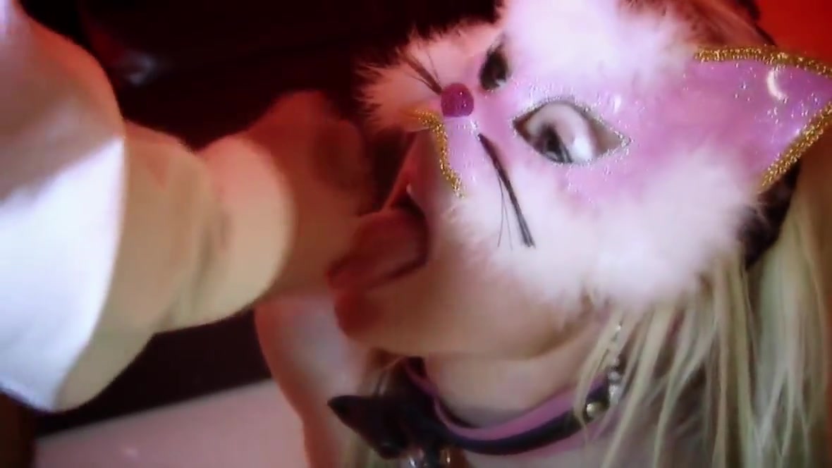 Vixen loves sucking cock while wearing her kitty mask