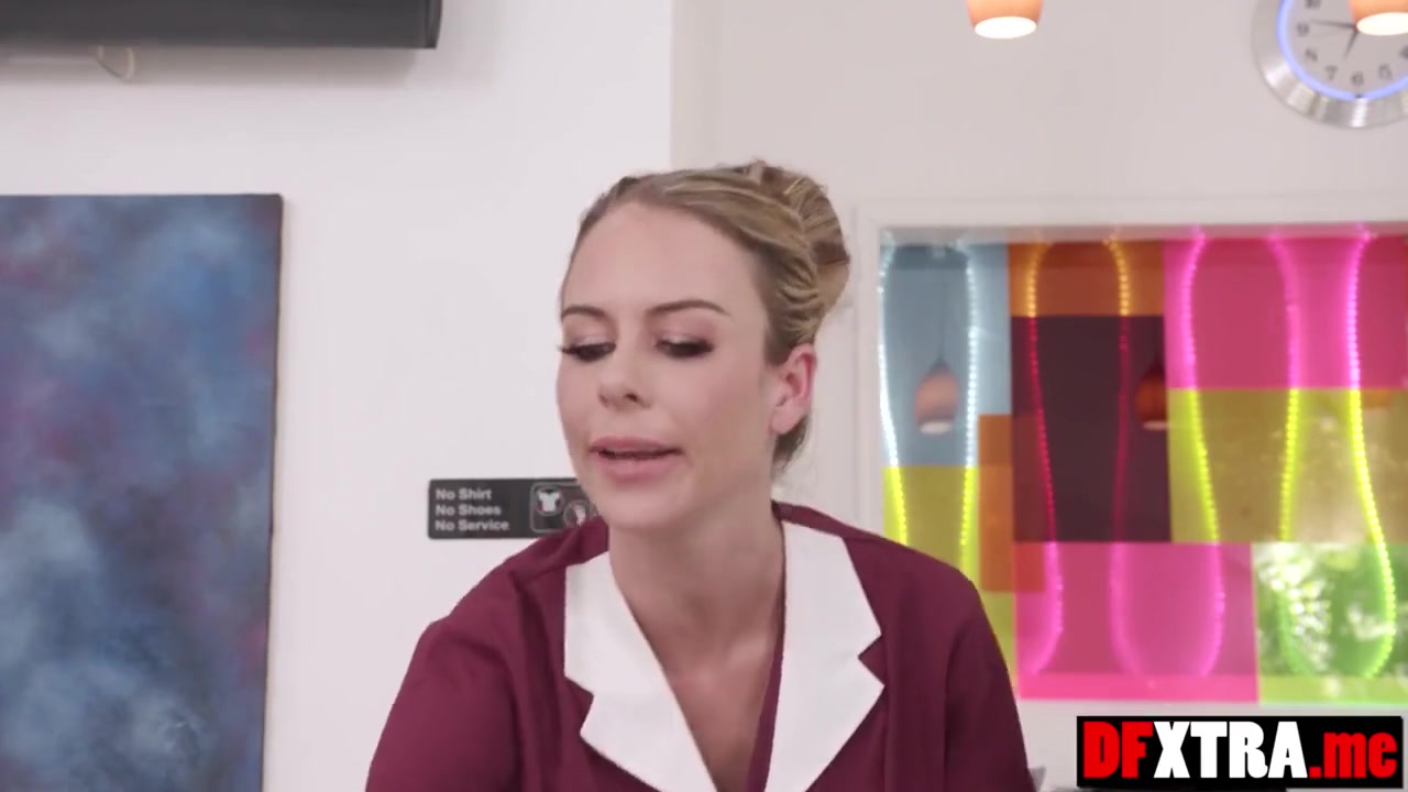 Waitress Served Her Holes For Big Black Dick Guests With Summer Vixen