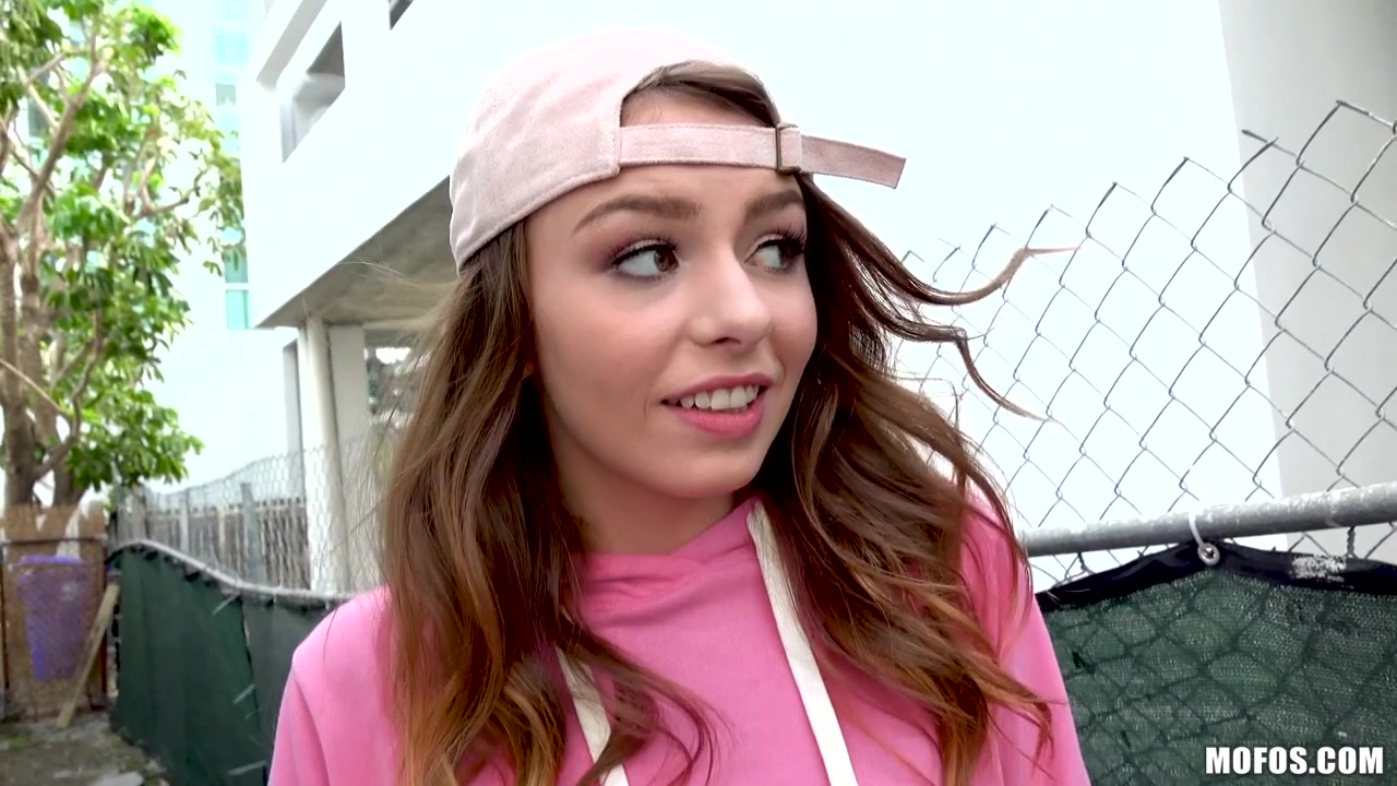 Alex Blake in teen 18+ Loves Public Cock - PublicPickups