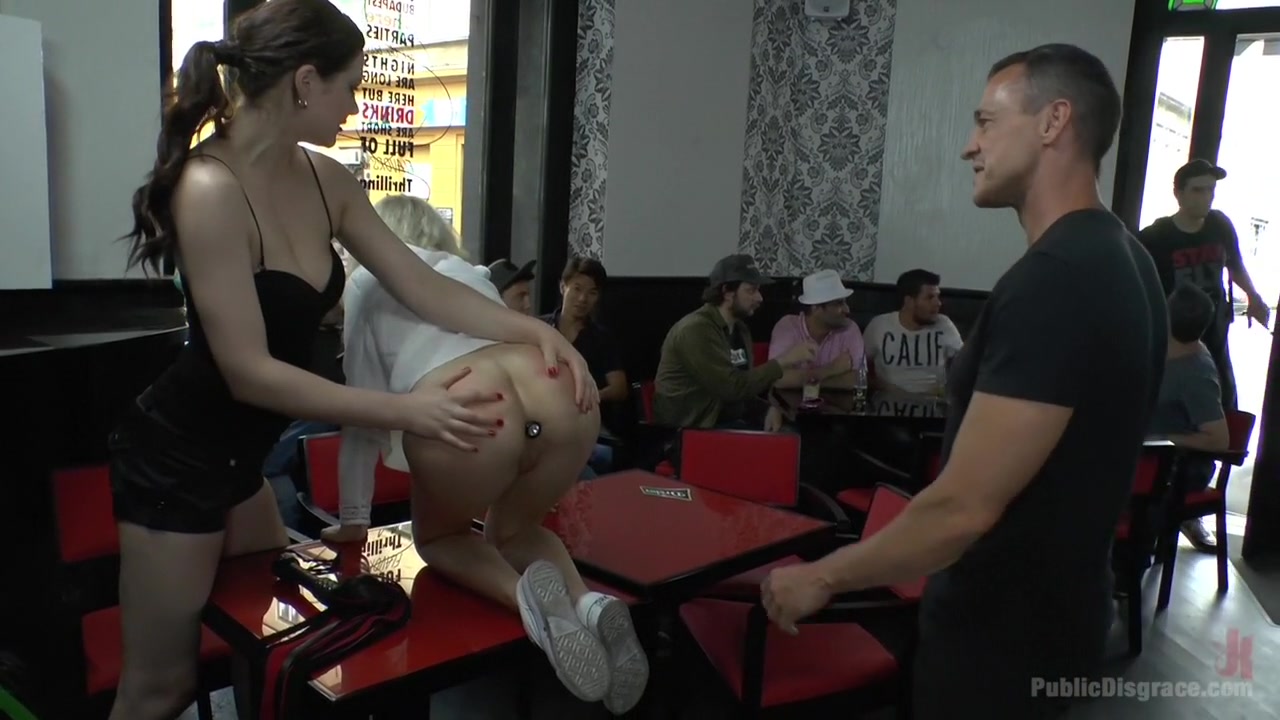 Gorgeous Whore Melanie Services Public Disgrace