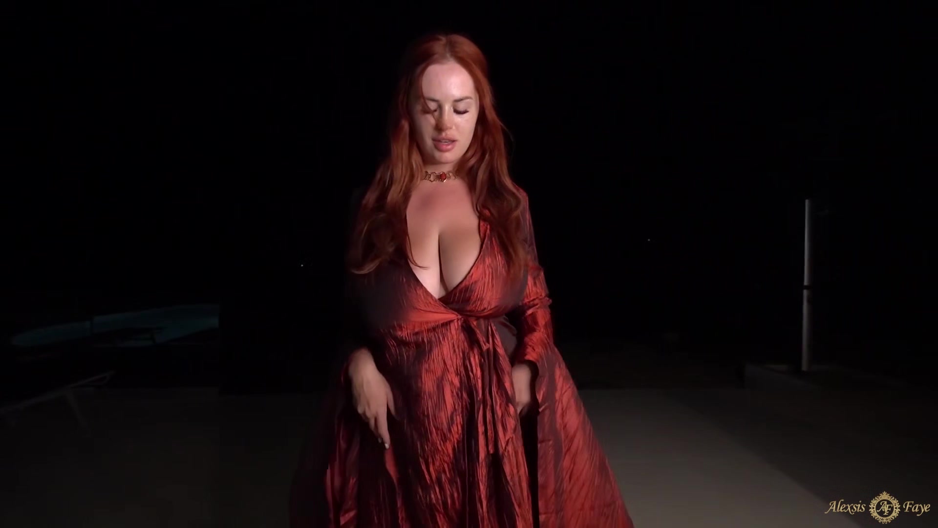 GOT Melisandre Seducing You - Alexsis Faye
