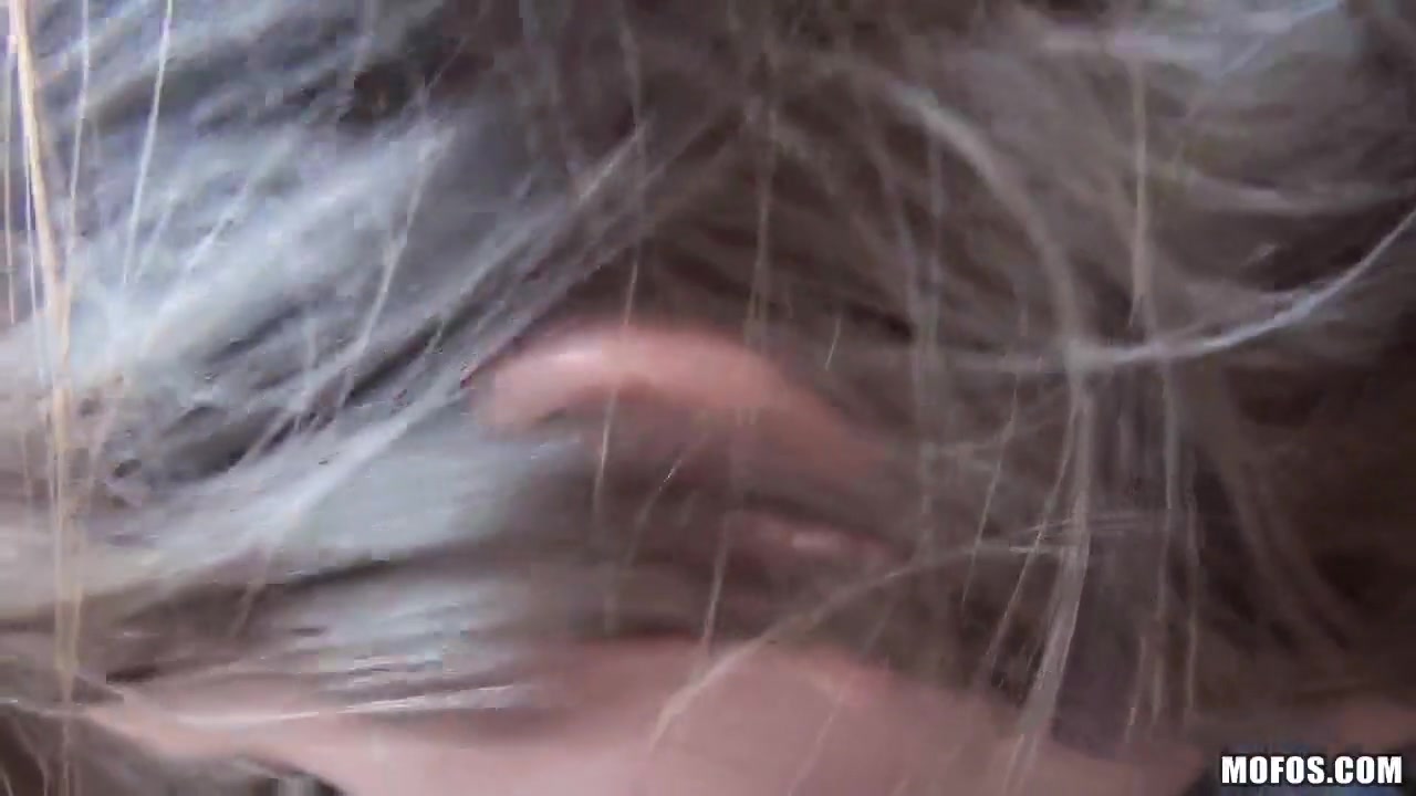 Hot teen 18+ Sucking my Dick while Driving