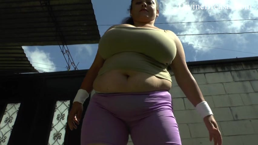 Rose Bouncing Big Boobs