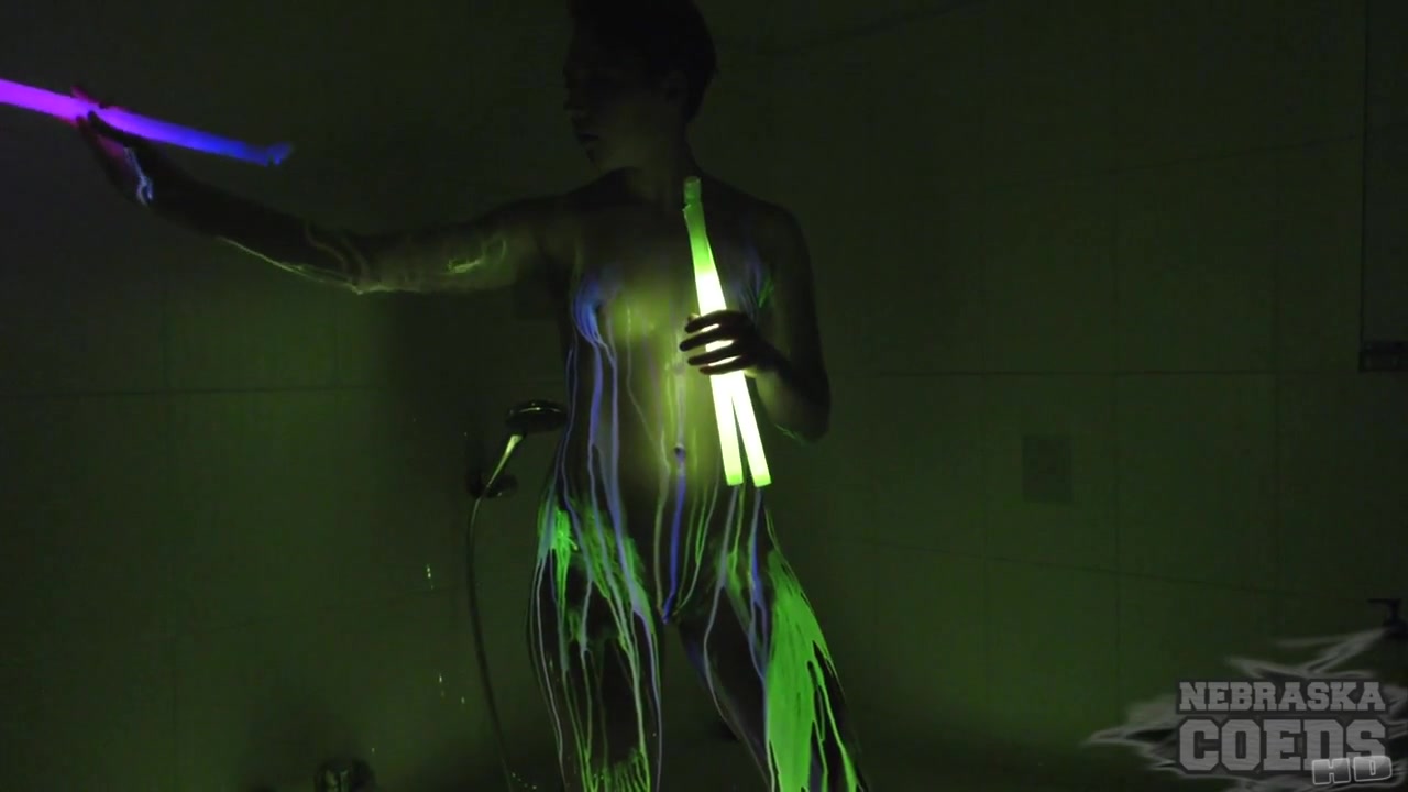 18yo Billie Banging Herself Out With Glowsticks Then Glow In The Dark Fun - NebraskaCoeds