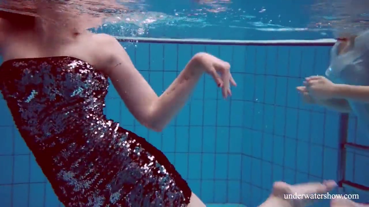 Hottest Underwater Girls Stripping Dashka And Vesta