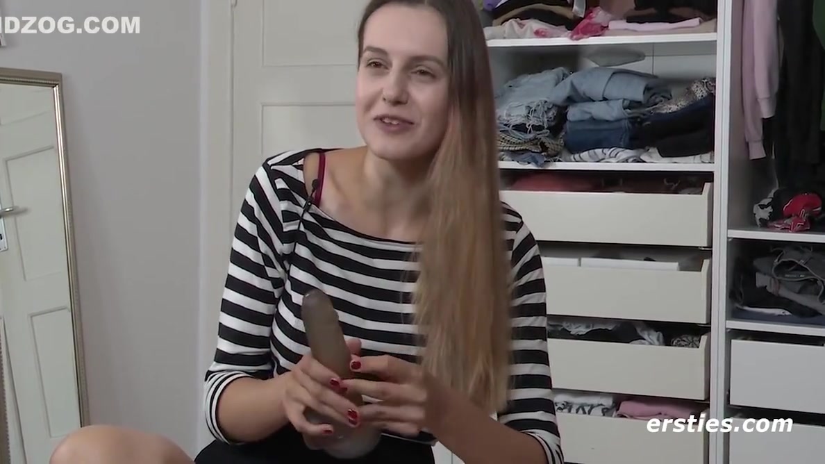 German Studies student 18+ Lauren Rides Her Dildo