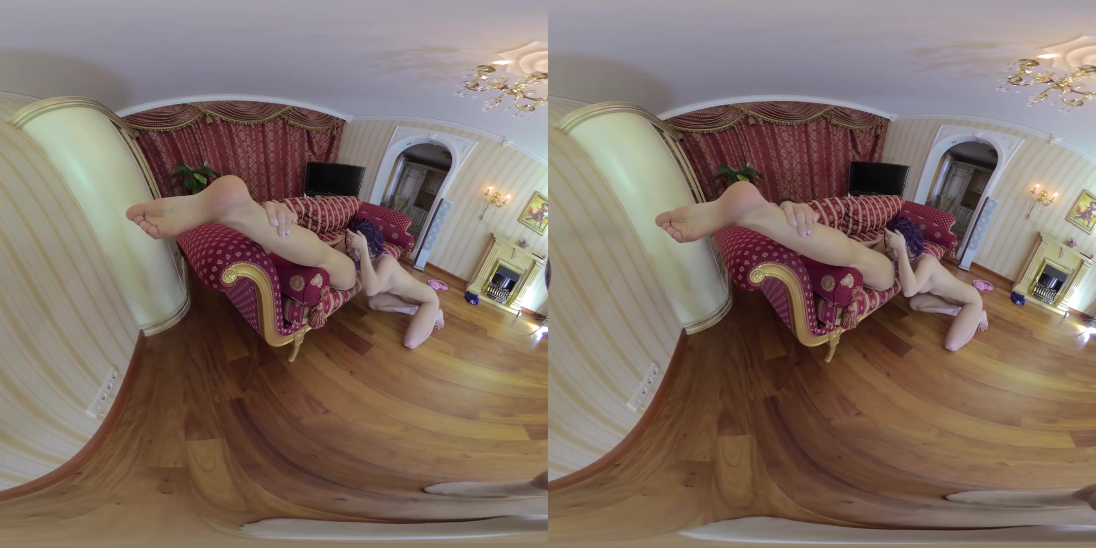 Flexy Baby Kristin Lynn Shows Flexibility & Lesbians With Mia Sanders In Palace Interiors - VRmodels