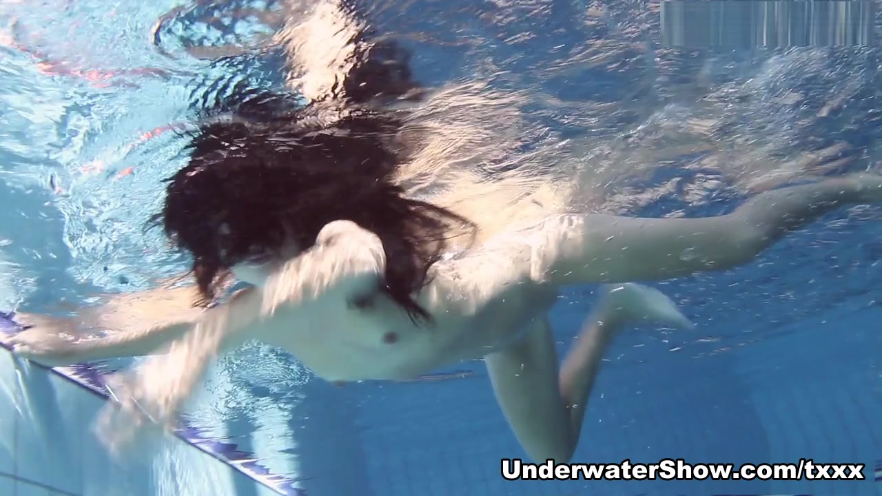 UnderwaterShow Video: Zhanetta