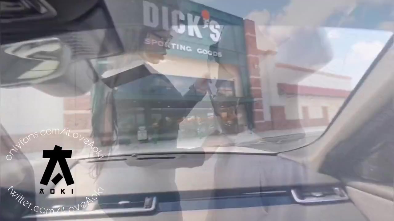 Iloveaoki Dicked In Parking Lot