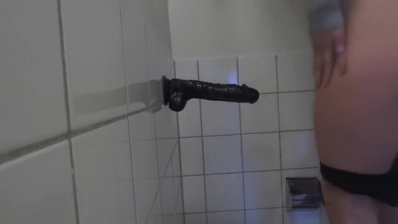 ftm transman pussy and asshole obscenely and properly fucked on a big dildo