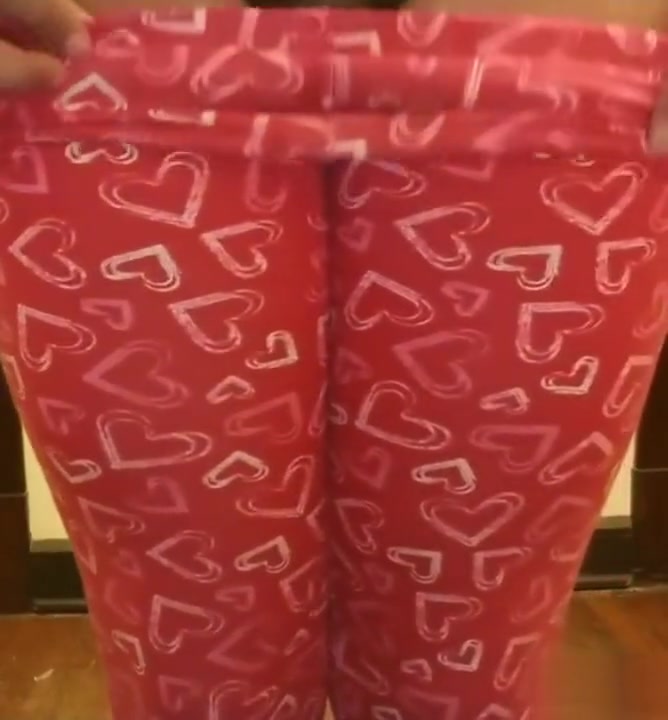 Full spandex ass play strip tease shemale leggings