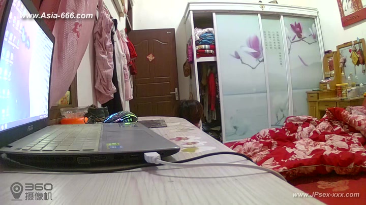 Hackers use the camera to remote monitoring of a lover's home life.77