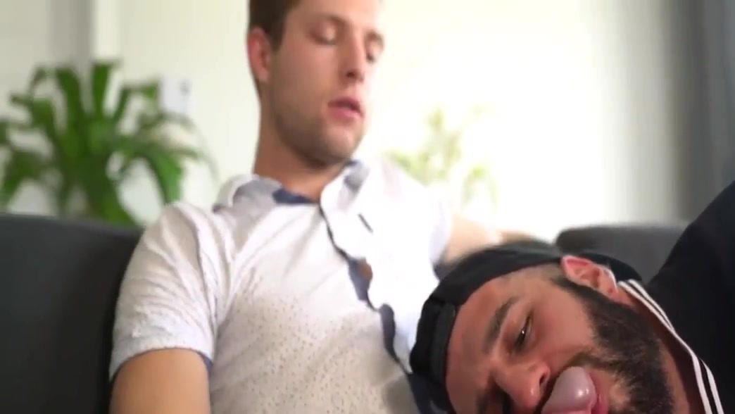 Cute Stepson Getting Seduced By His Hot Stepdaddy 8 Min