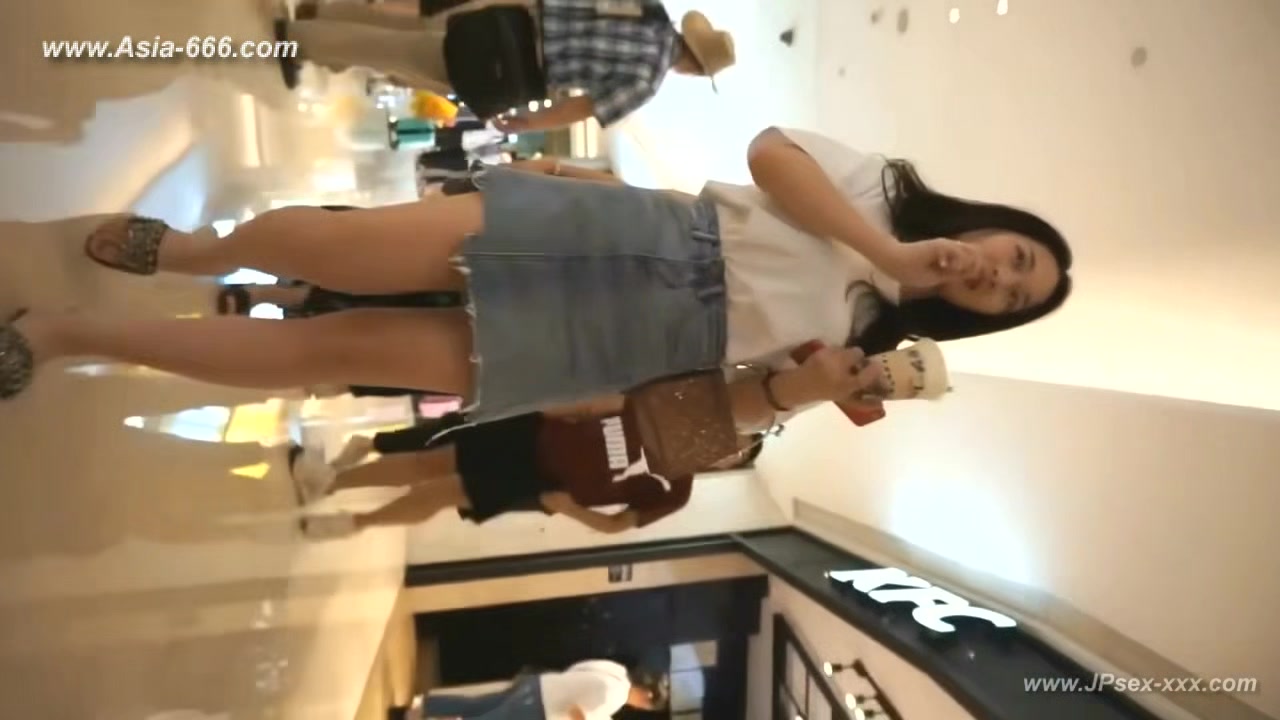 peeping chinese amateur upskirt.181