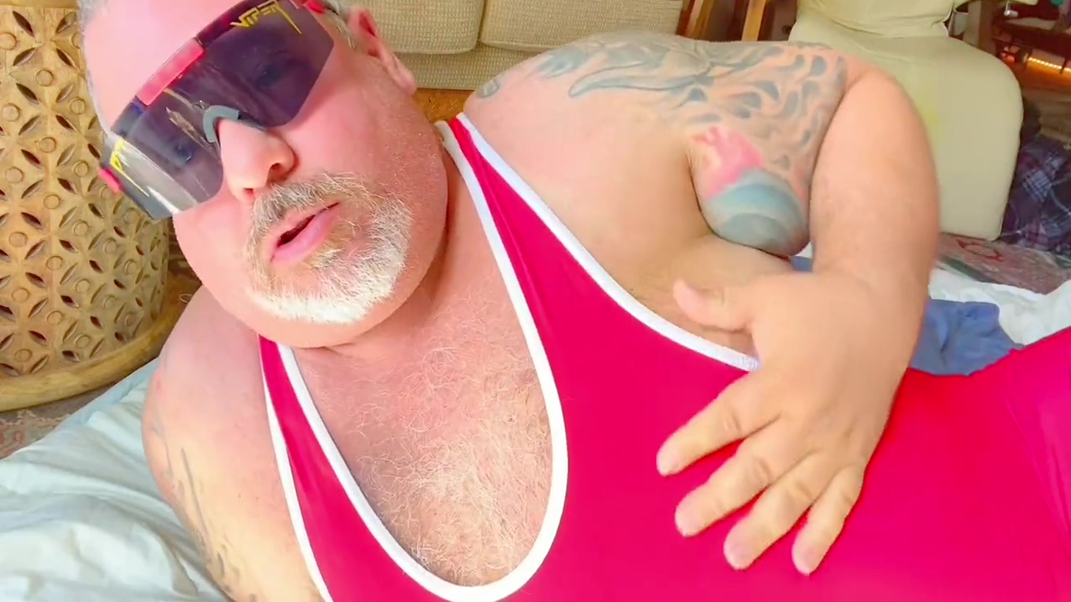 Giant Wrestling Grandpa Hands-free Wants You In His Belly To Cum Big Hands-free