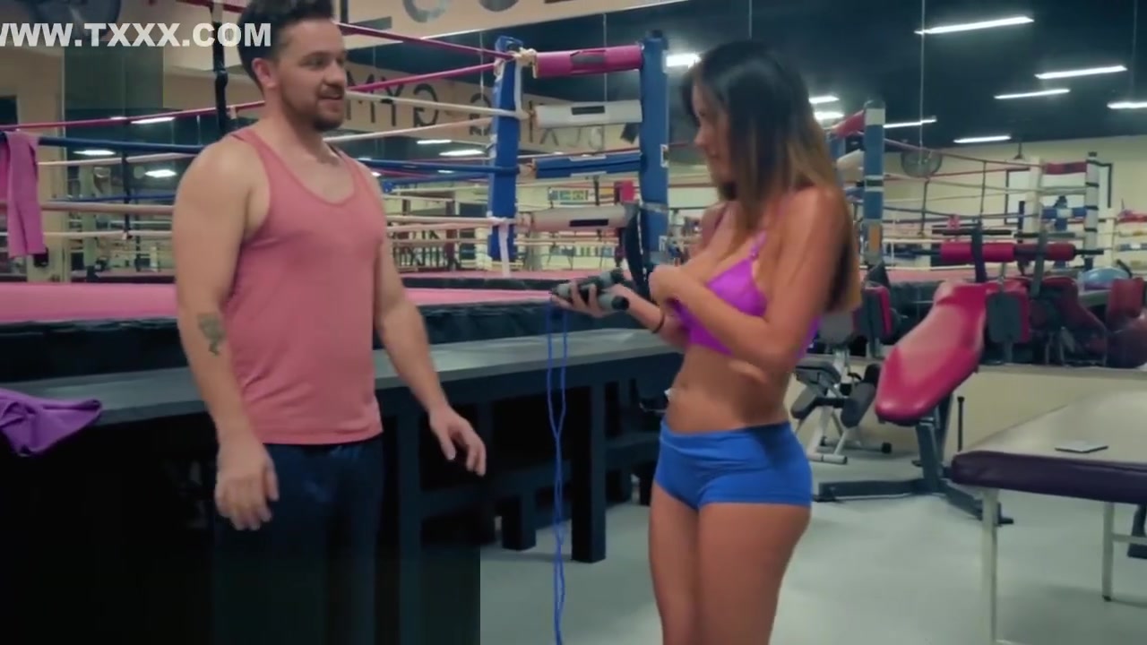 Reality Kings - Athletic Milf Alexxa Vega loves young cock