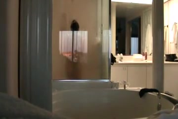 Harinders hawt shower