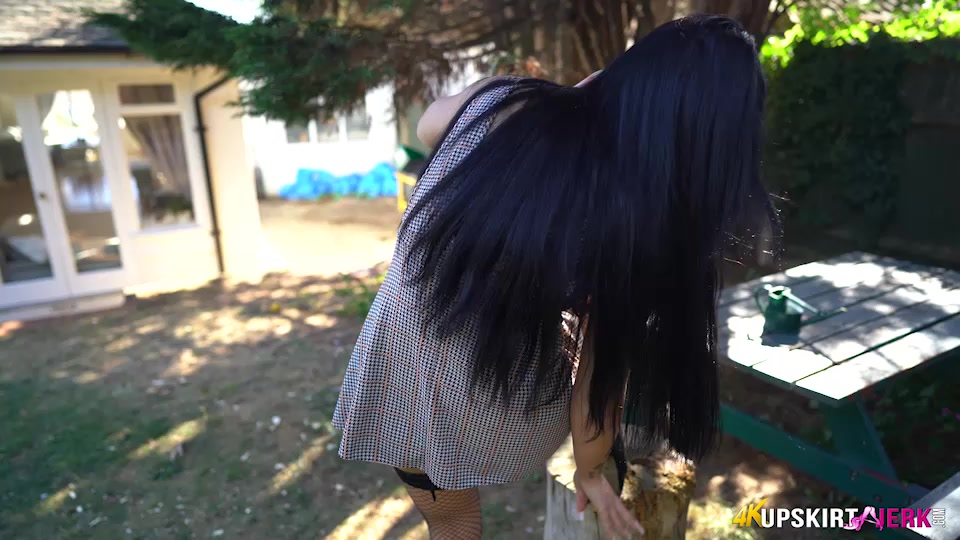 These Fucking Heels! - UpskirtJerk