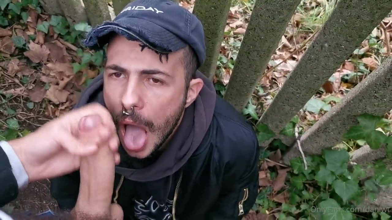 Scally boy sucking cock outdoor