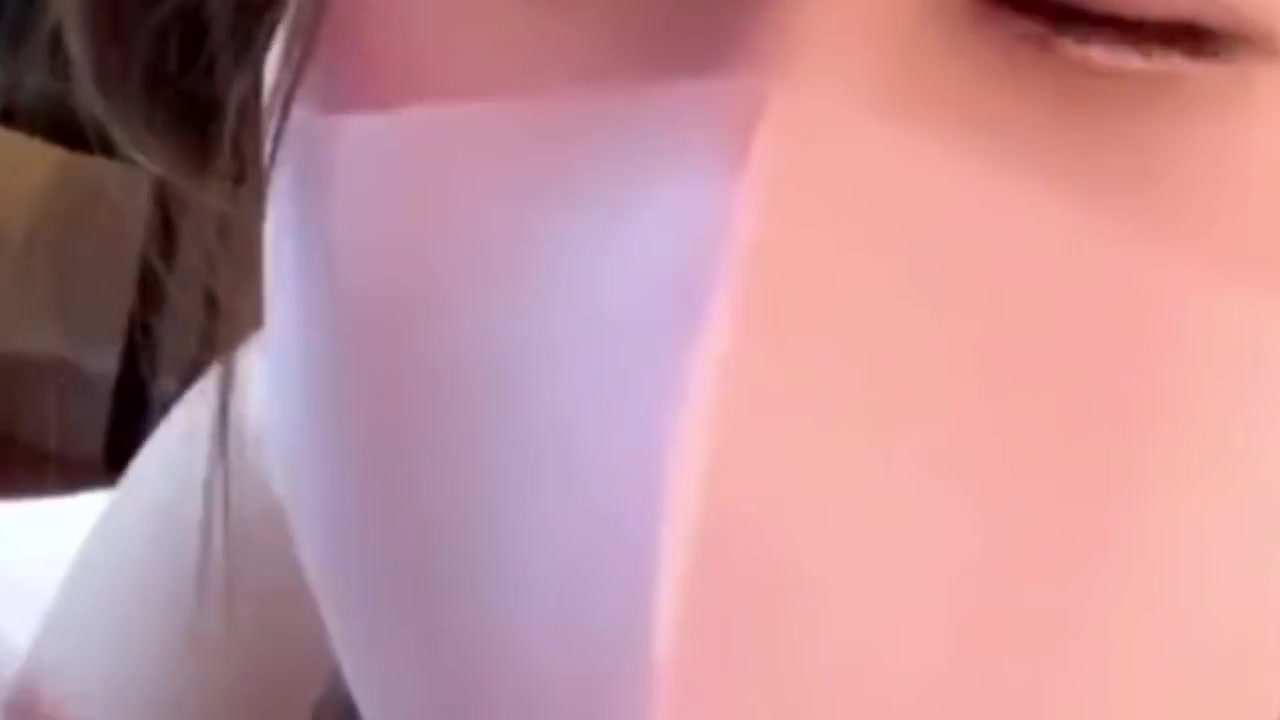 いい尻した素人彼女が彼氏に跨ってねっとり背面騎乗位 Japanese Girl 01