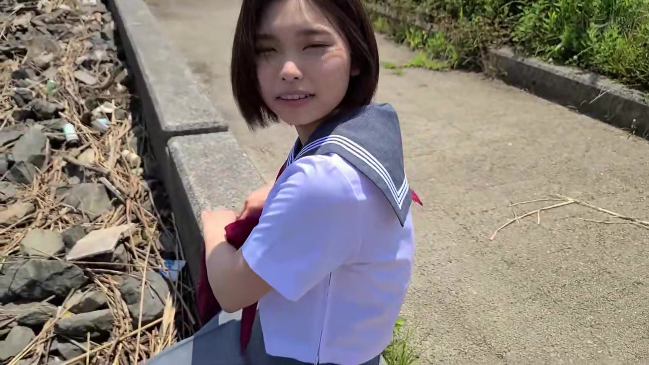 0002349_スリムの日本女性がガン突きされる絶頂のハメパコ