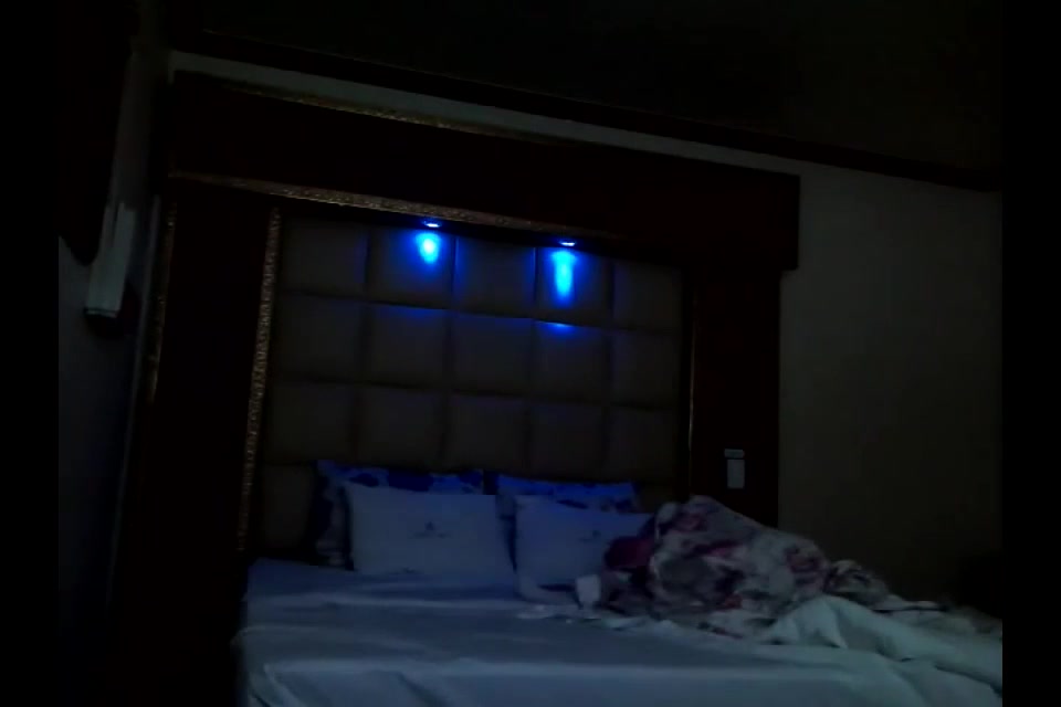 Homemade video in a romantic atmosphere of this hot sexy couple