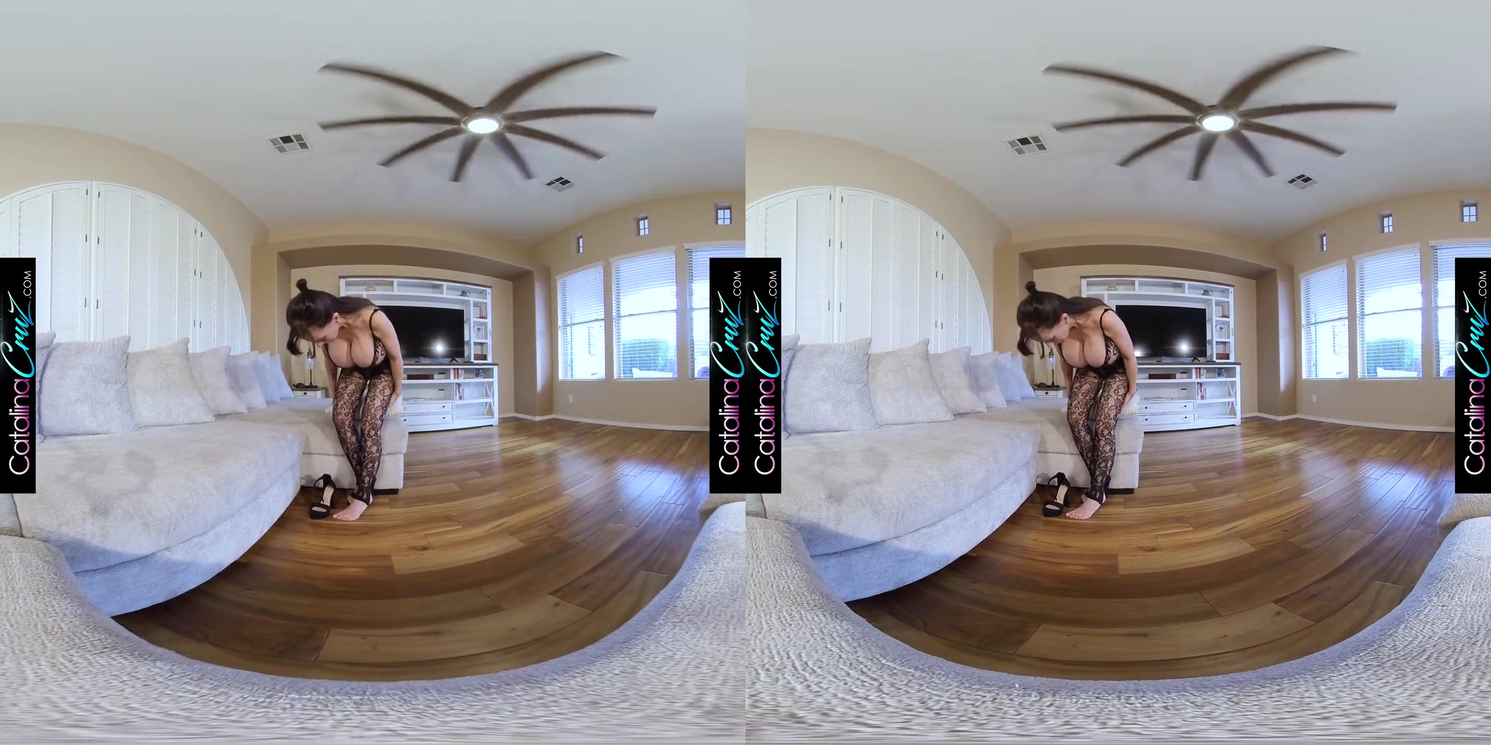 Catalina Cruz - Bodystocking Bliss 5k Vr