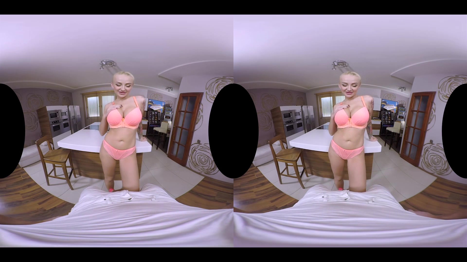 Coffee-Break Quickie - RealityLovers