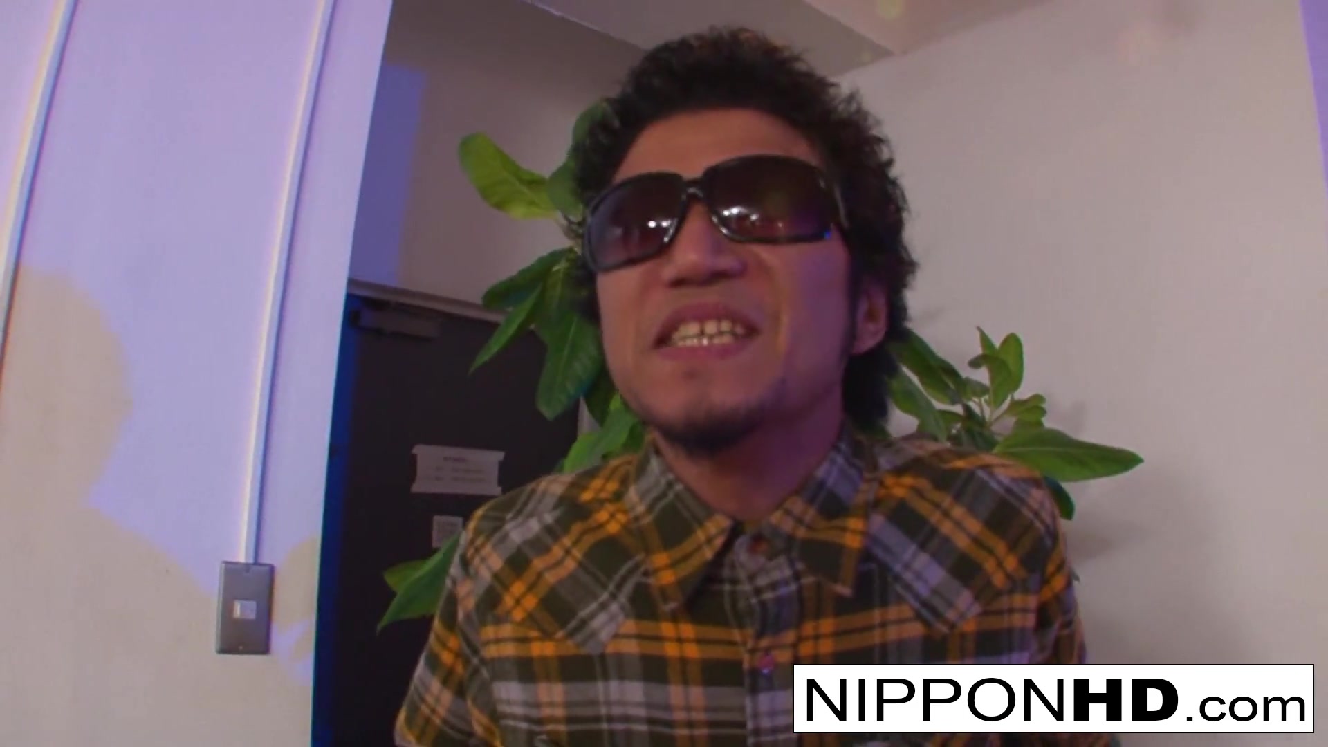 Lucky Cameraman Gets A Blowjob From Two Asian Hotties - NipponHD