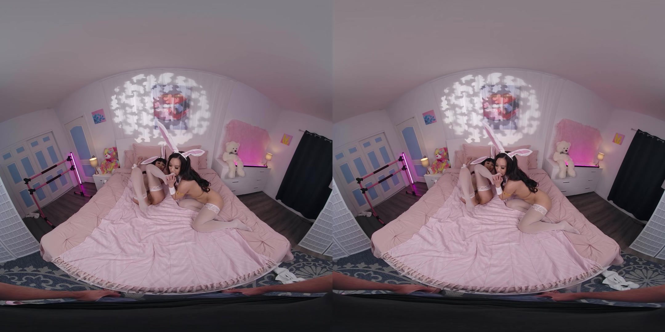 Sexy Asian Bunnies - RealJamVR