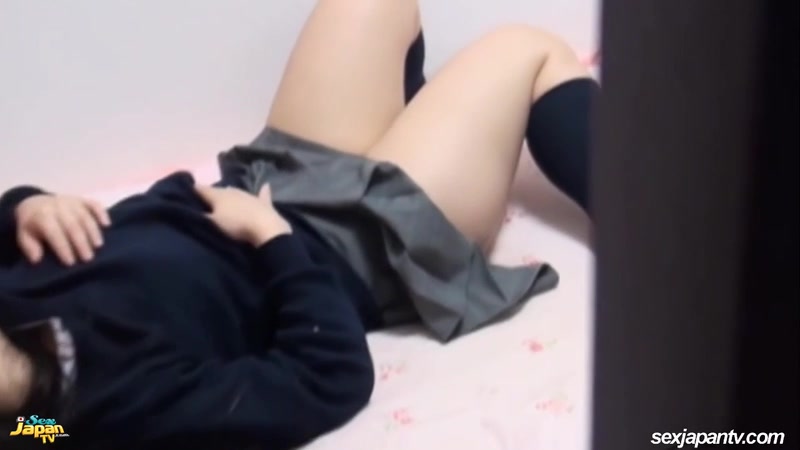Wettin' My Pussy! - SexJapanTV