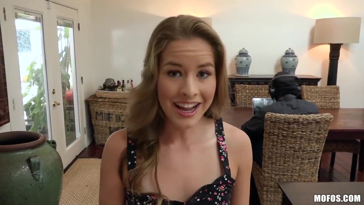 Cocky Adonis Fucks Petite Babe On The Couch - Lucas Frost