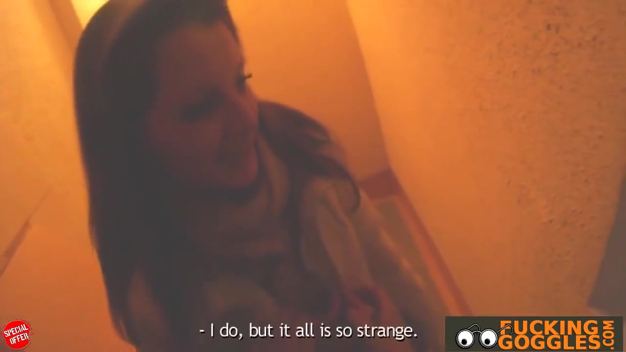 Russian Babe Has Sex In A Hallway