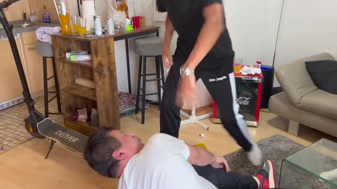 Master hot sneaker boys