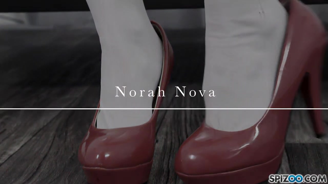 Norah Nova Loves IR