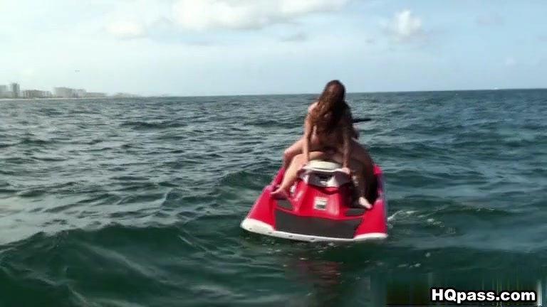 MilfHunter - Sex on vessel